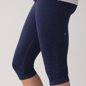 Lululemon | In The Flow Crop II